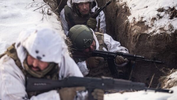Ukrainian troops are getting up to $10,000 in monthly bonuses for capturing soldiers or taking outposts