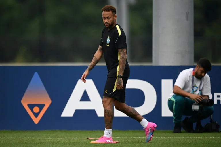Neymar to miss Brazil's second World Cup game against Haiti