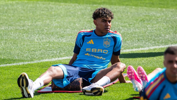 Barcelona clear Lamine Yamal to play for Spain at World Cup 2026 but set conditions after hamstring injury