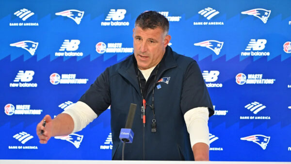 Mike Vrabel Debunks Patriots Rumor of Adding Another Impact Receiver