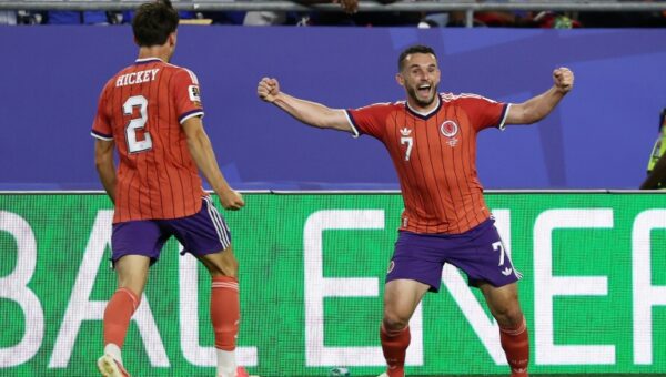 McGinn gives Scotland win over Haiti on World Cup return