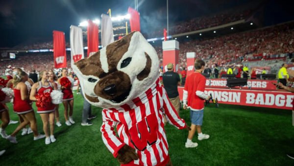 Wisconsin stays hot by adding three-star class of 2027 linebacker