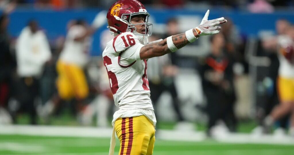 ESPN Analyst Ranks USC’s Wide Receivers in the Nation’s Top 10 Despite Drafted Stars
