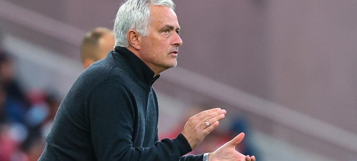 Jose Mourinho asks Real Madrid to hijack Barcelona move for midfielder