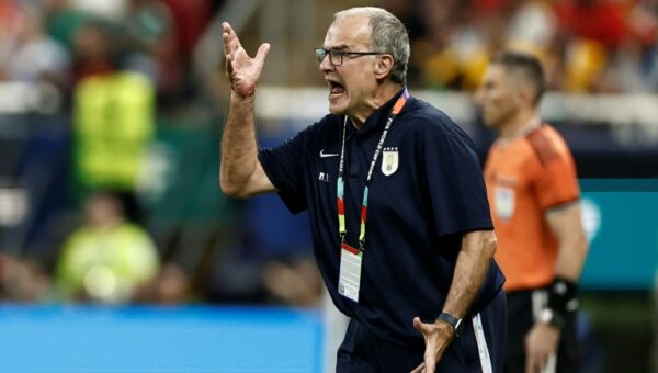 Bielsa accepts blame for World Cup exit, but says Uruguay deserved more