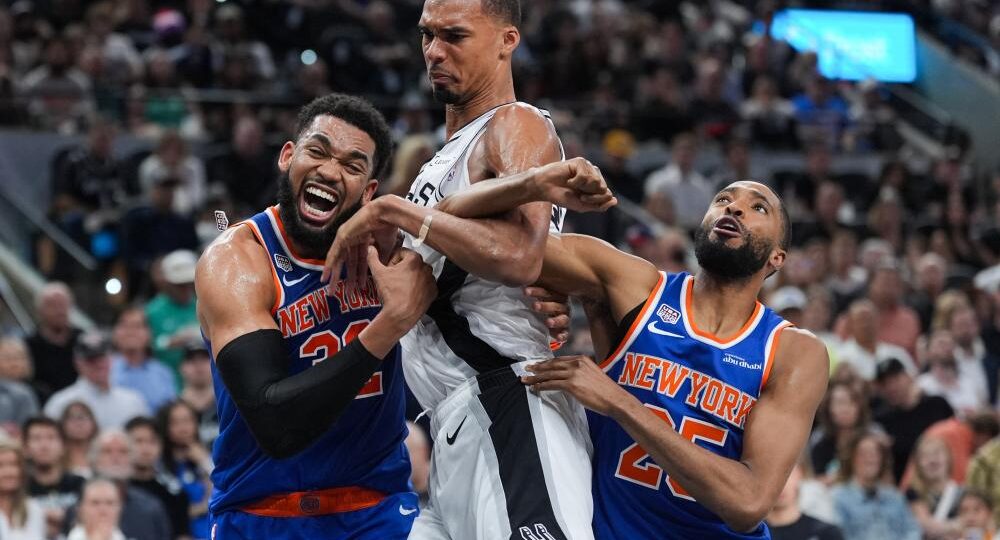 NBA finals: Knicks within two wins of elusive title after holding off Spurs in Game 2