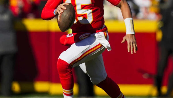 Kansas City Chiefs: ESPN Expert Drops Major Patrick Mahomes Prediction
