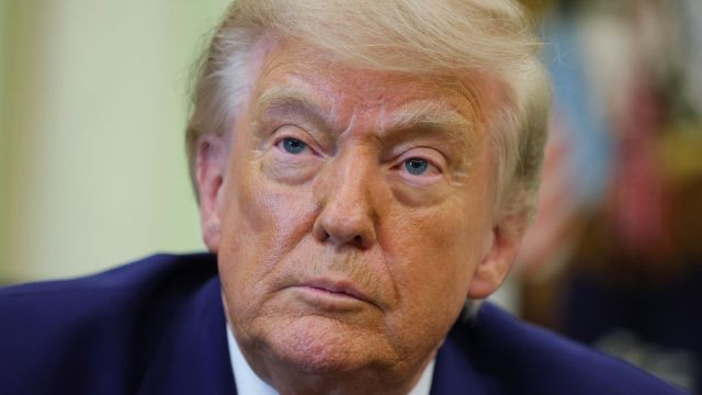 Knicks Fans Are Blaming Donald Trump for One Disappointing MSG Party News