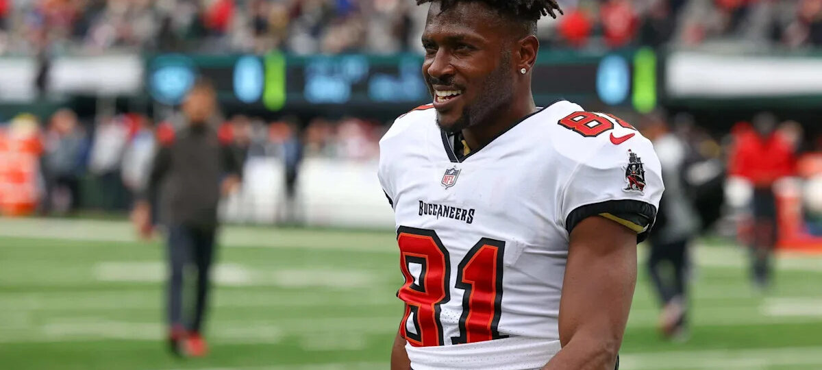 Antonio Brown Fires Back At Asante Samuel Over Controversial A.J. Brown Post