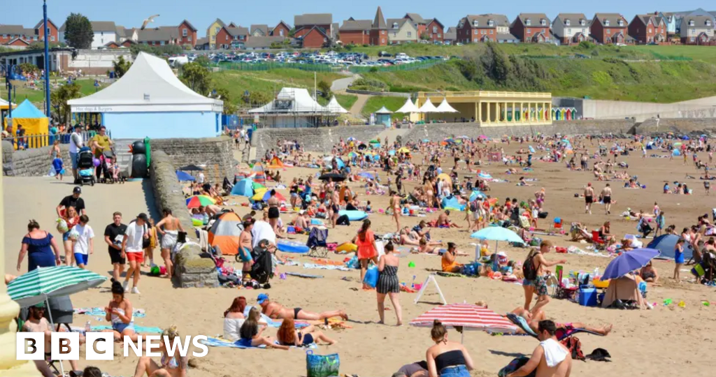 Man charged over Barry Island stabbing after boy has leg amputated