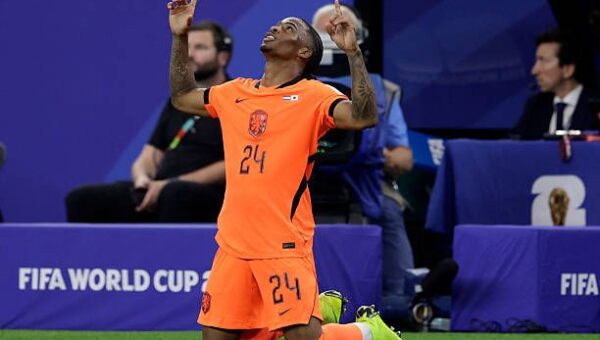 Watch: Tottenham target scores brilliant goal for Netherlands vs Japan