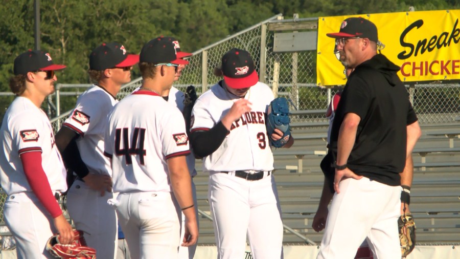 Canaries snap five-game losing skid with 14-3 road win against Explorers