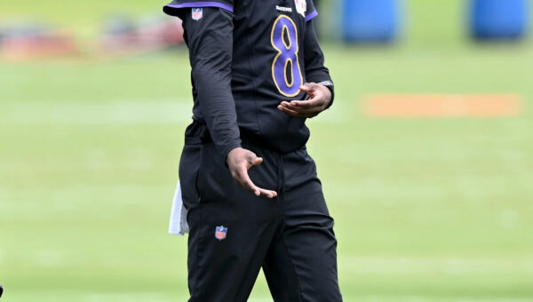 Chris Redman praises Lamar Jackson’s leadership, work ethic