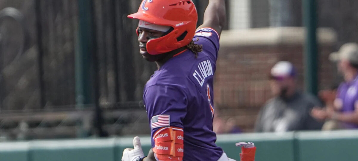 Former Clemson starting out fielder announces transfer, heading to Big Ten