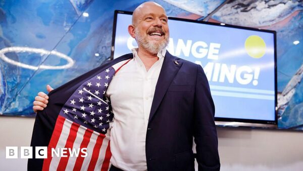 Former Cameron adviser Steve Hilton advances in California governor’s race