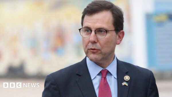 Missing US congressman explains mysterious four-month absence