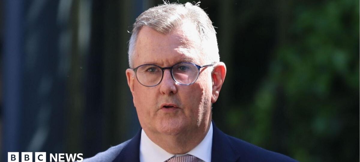 PSNI officer ‘had intelligence on Donaldson abuse a year before complaint’
