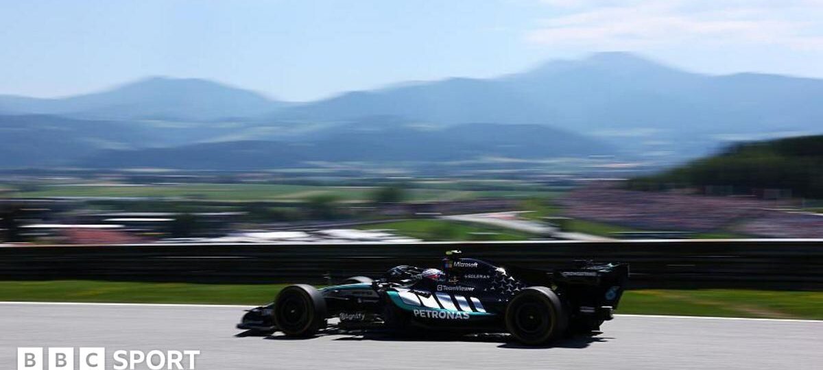 Antonelli leads Russell in Austrian first practice