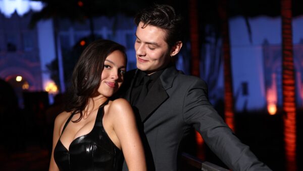 Are Olivia Rodrigo & Louis Partridge Still Together? Their Full Relationship Timeline