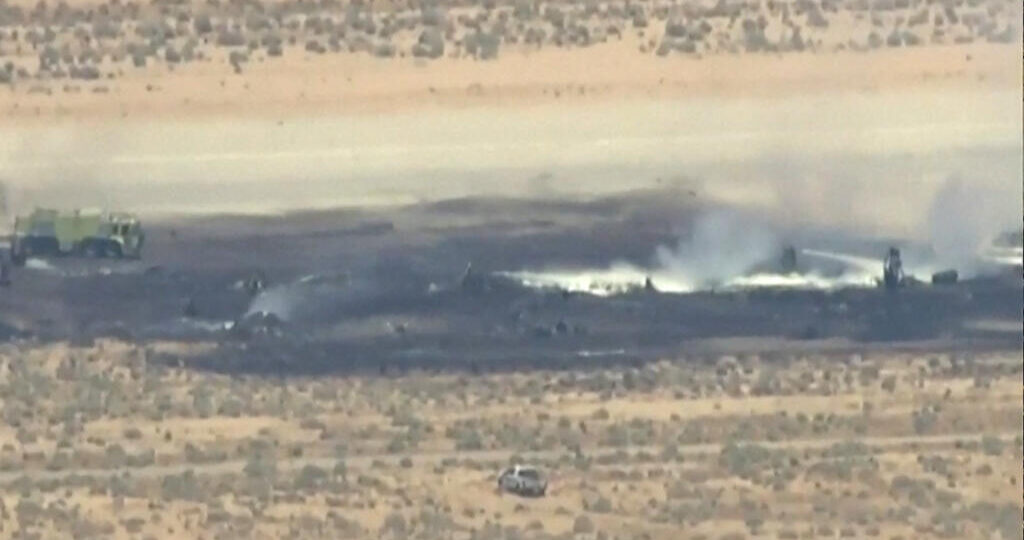 Eight feared dead as US Air Force B-52 crashes in California