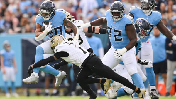 Titans’ Alontae Taylor surprised mom with a house