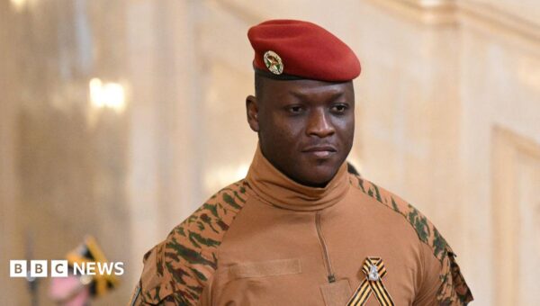 Burkina Faso severs diplomatic ties with France