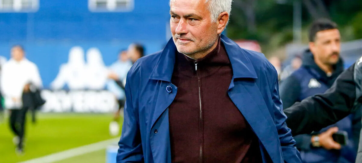 José Mourinho Officially Leaves Benfica