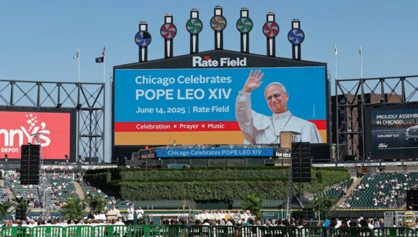 Pope Leo XIV gifted baseball from Game 1 of 2005 World Series by White Sox catcher A.J. Pierzynski