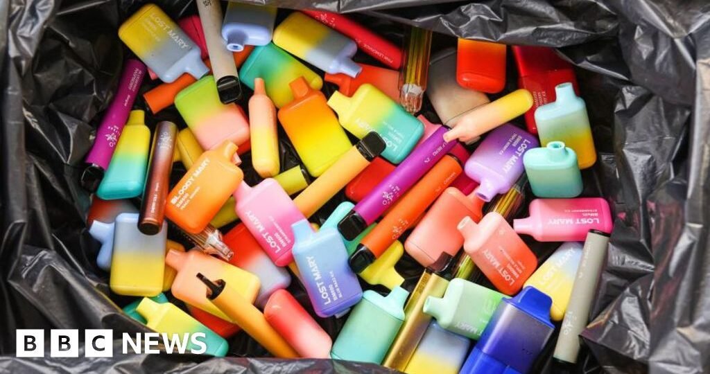 Put a £5 deposit on vapes to stop littering, say waste companies