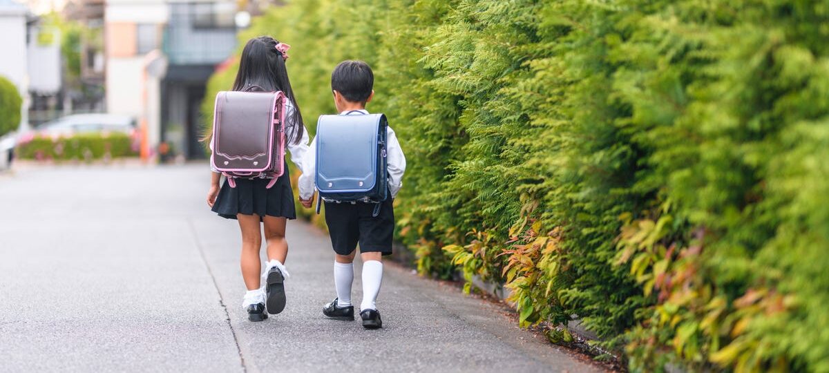 I moved to Japan and enrolled my child in a local school. It showed me a different way to raise an independent child.