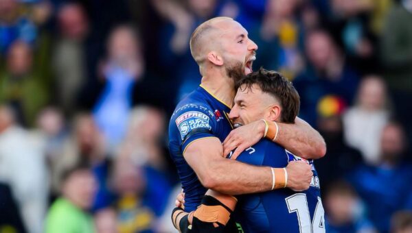 Leeds extend Super League lead with St Helens win