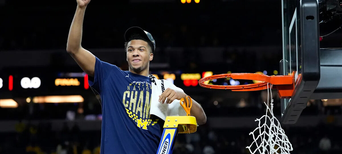 Michigan basketball, football players coming to Harbor Springs for free event