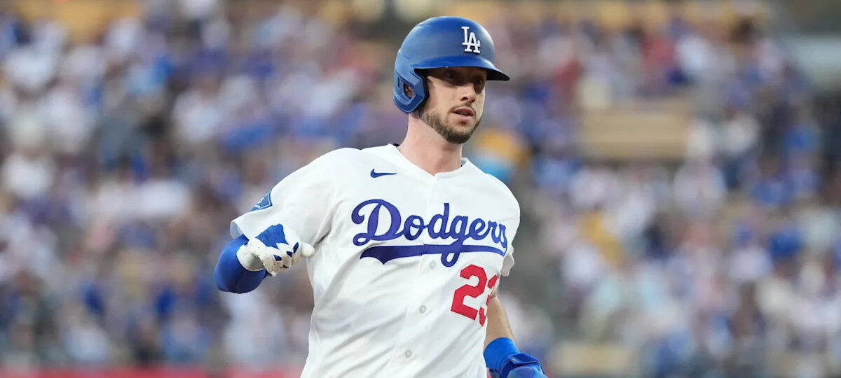Dodgers outfielder Kyle Tucker leaves game with low back spasms