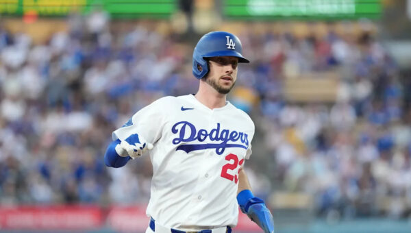 Dodgers outfielder Kyle Tucker leaves game with low back spasms