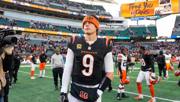 Bengals restructure Joe Burrow’s contract, freeing up cap space needed from big trade