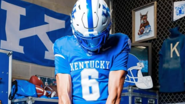 Austin Coles commits to Kentucky Football, bolstering a top-15 recruiting class