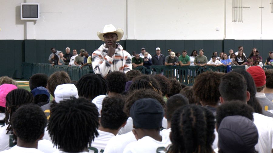 Robert Griffin III partners with Baylor for sixth RGIII Football Academy Camp