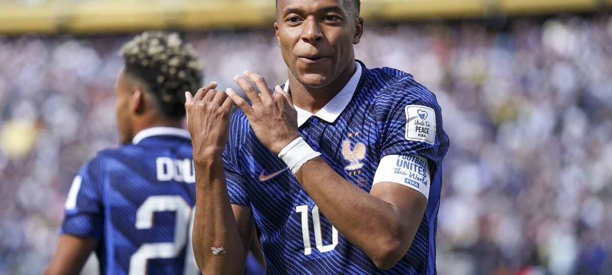 FEATURE | Three things learned as France get off to a winning start against Senegal with a much-improved second half showing