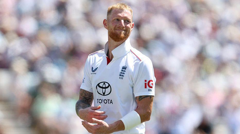 England look to restrict NZ’s total on day two of deciding Test