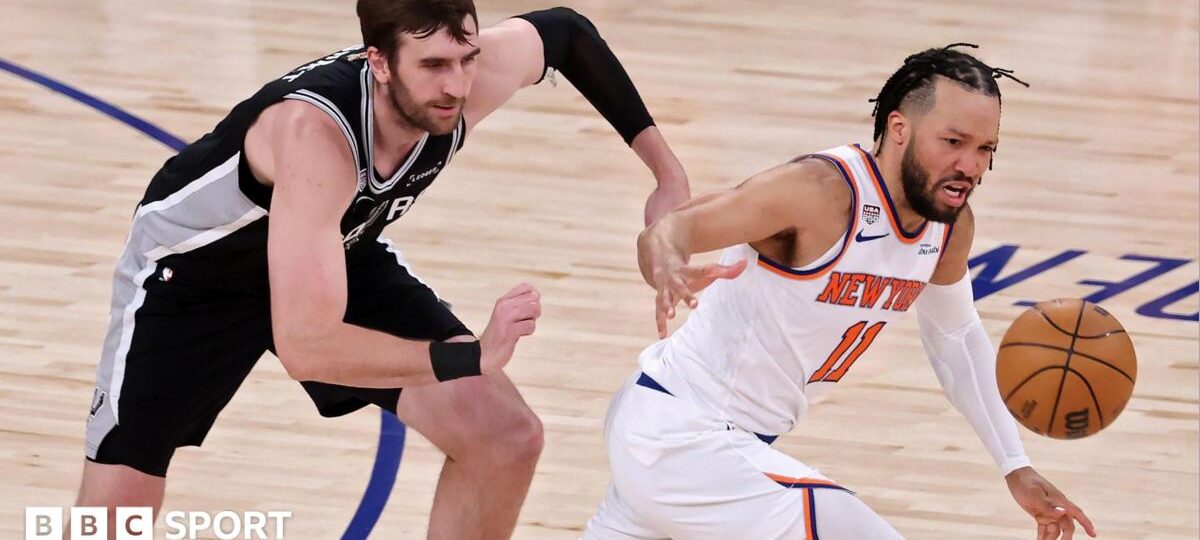 Spurs the dumbest basketball team in history of civilisation - Barkley