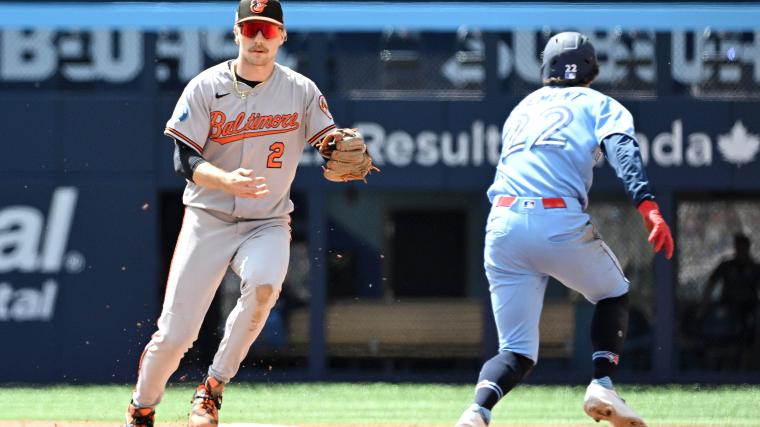 Blue Jays' Ernie Clement made 'gentlemanly' move, confused umpires and Orioles