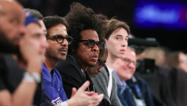 Dylan Harper hilariously described how he handled seeing Jay-Z before NBA Finals Game 3