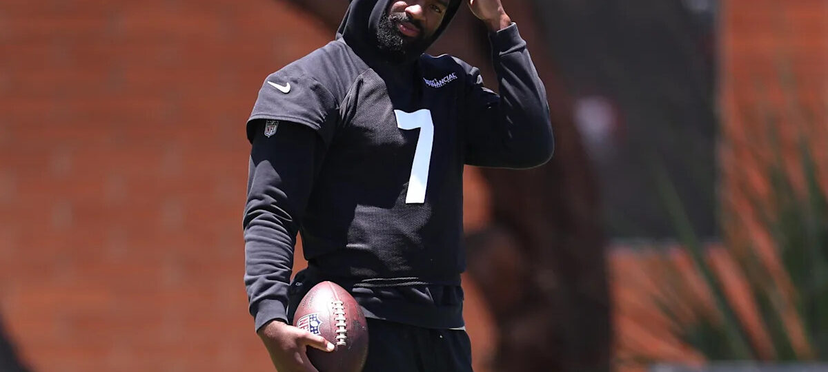 Mandatory minicamp is here as Jacoby Brissett and Josh Sweat hang out