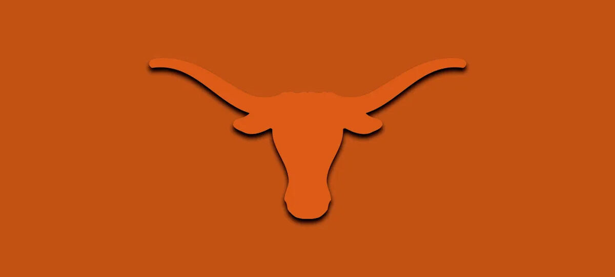 NCAA baseball Super Regionals: Texas wins thriller in Game 2 vs. Oregon to advance to CWS