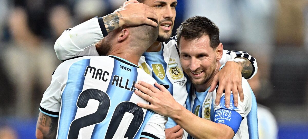 Who has qualified for the knockout stages and which teams have been eliminated from the World Cup?