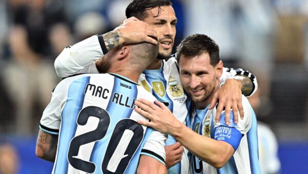Who has qualified for the knockout stages and which teams have been eliminated from the World Cup?