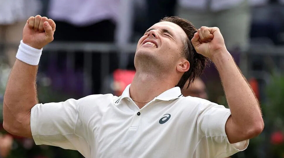 Fery beats Mannarino to reach Queen's quarter-finals