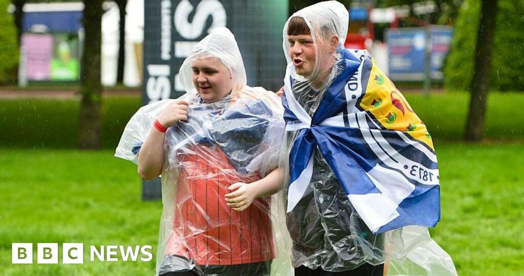 Anticipation (and rain clouds) build as TRNSMT festival becomes Scotland fan zone