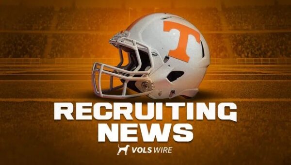 2028 Detroit offensive tackle names Tennessee football in top schools