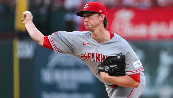Cincinnati Reds' Brady Singer Inconsistent Once Again vs. Cardinals